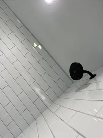 $6,600 | 931 Pine Street, New Orleans, LA 70118