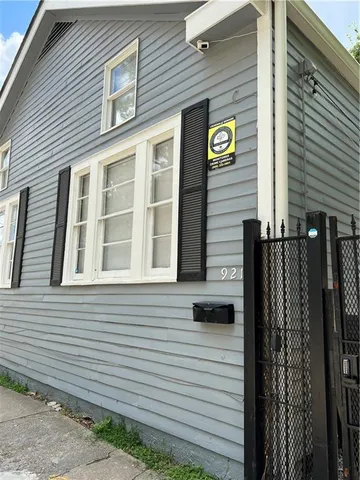 $6,600 | 931 Pine Street, New Orleans, LA 70118