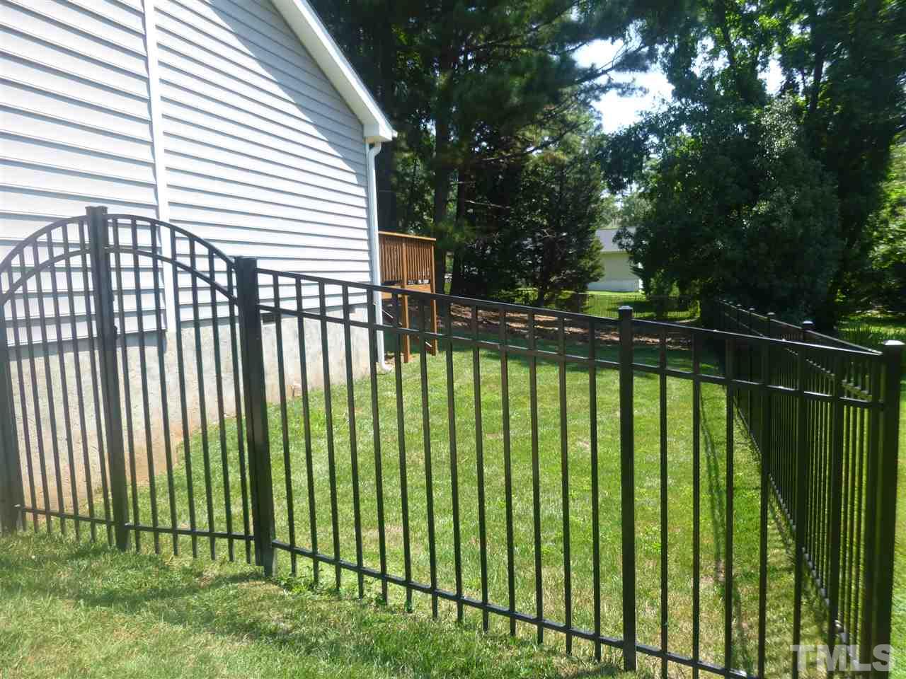 6908 Glendower Road Raleigh, NC 27613 - Photo 19 of 25