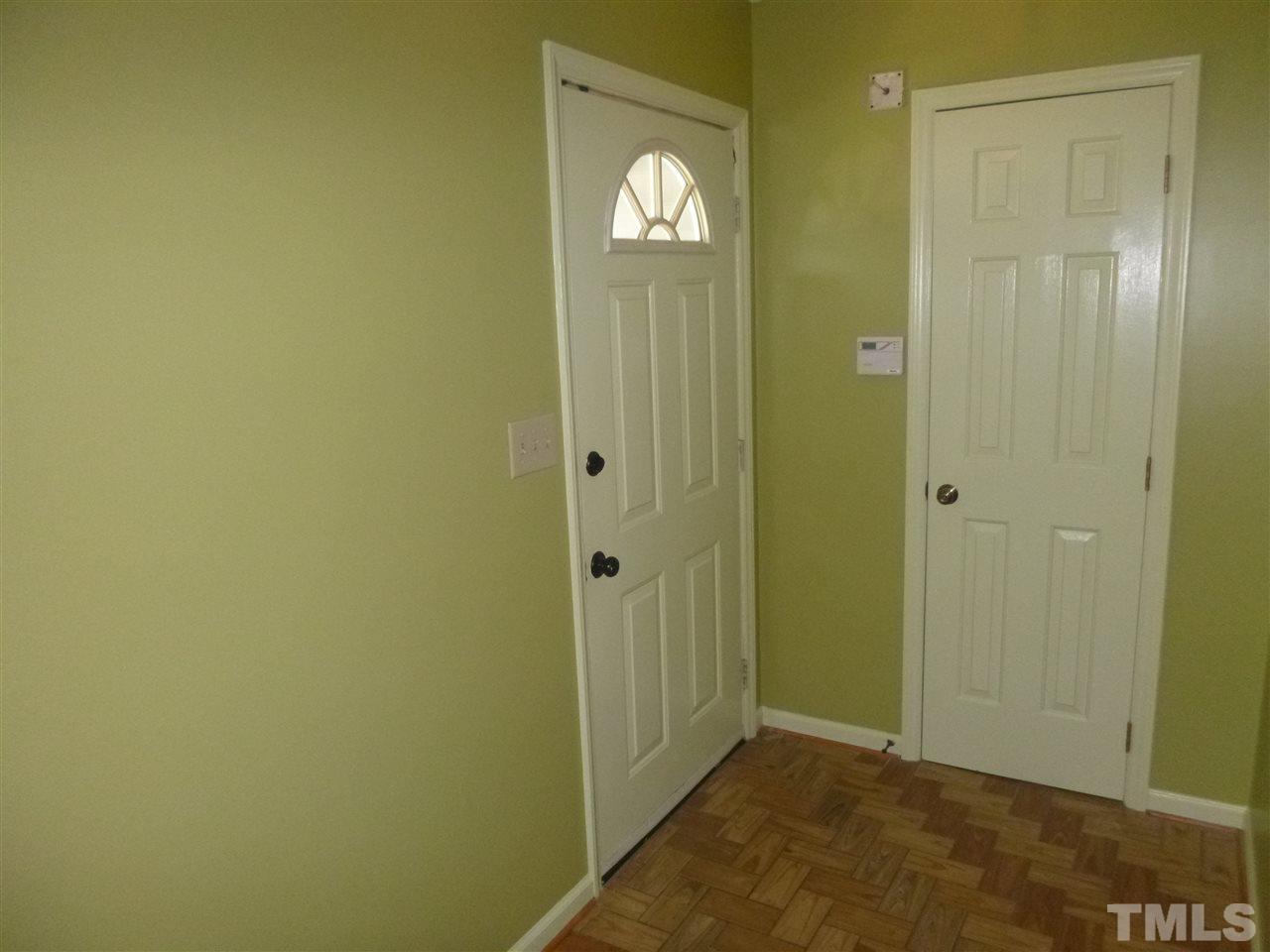 6908 Glendower Road Raleigh, NC 27613 - Photo 3 of 25