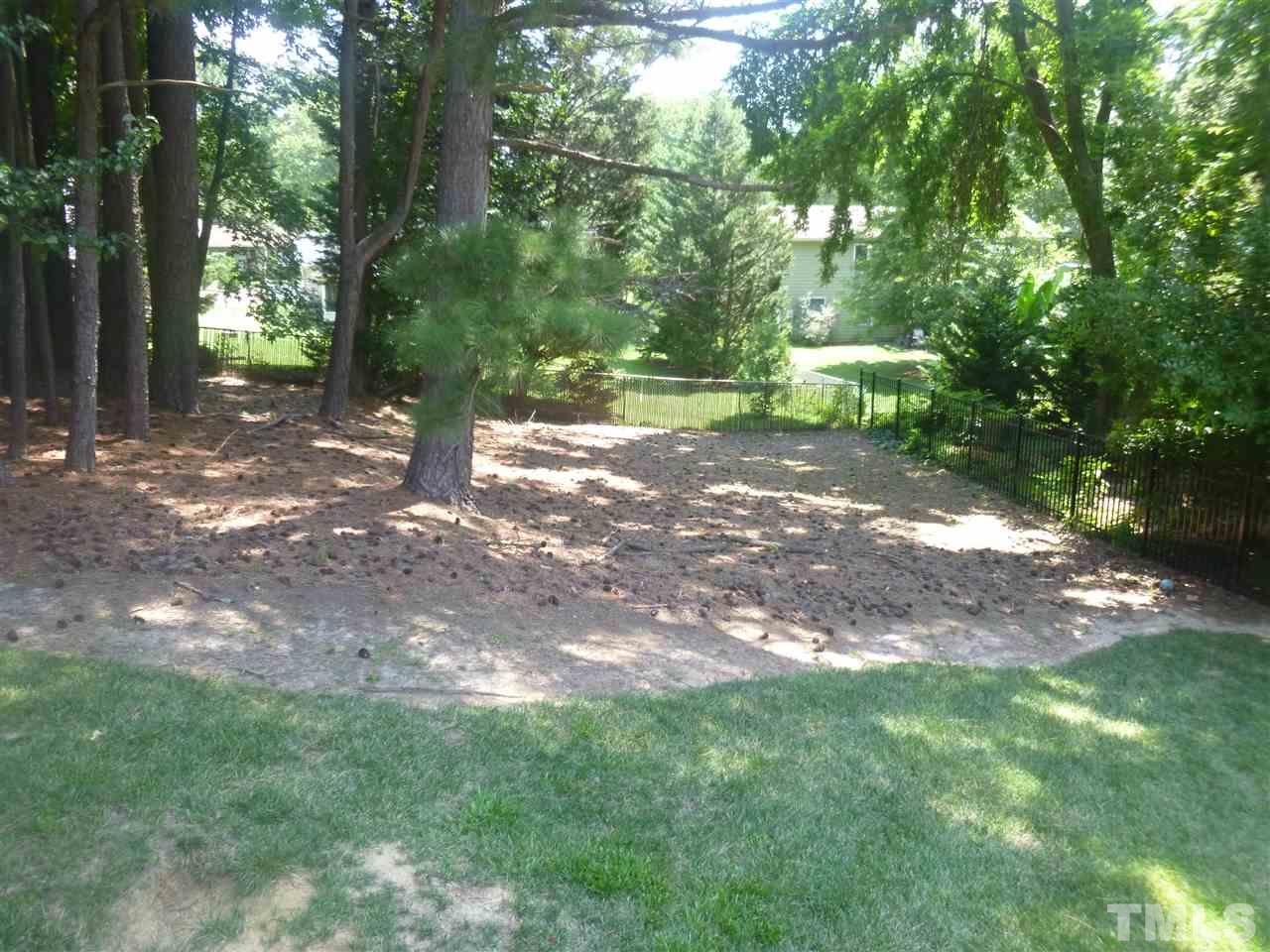 6908 Glendower Road Raleigh, NC 27613 - Photo 23 of 25