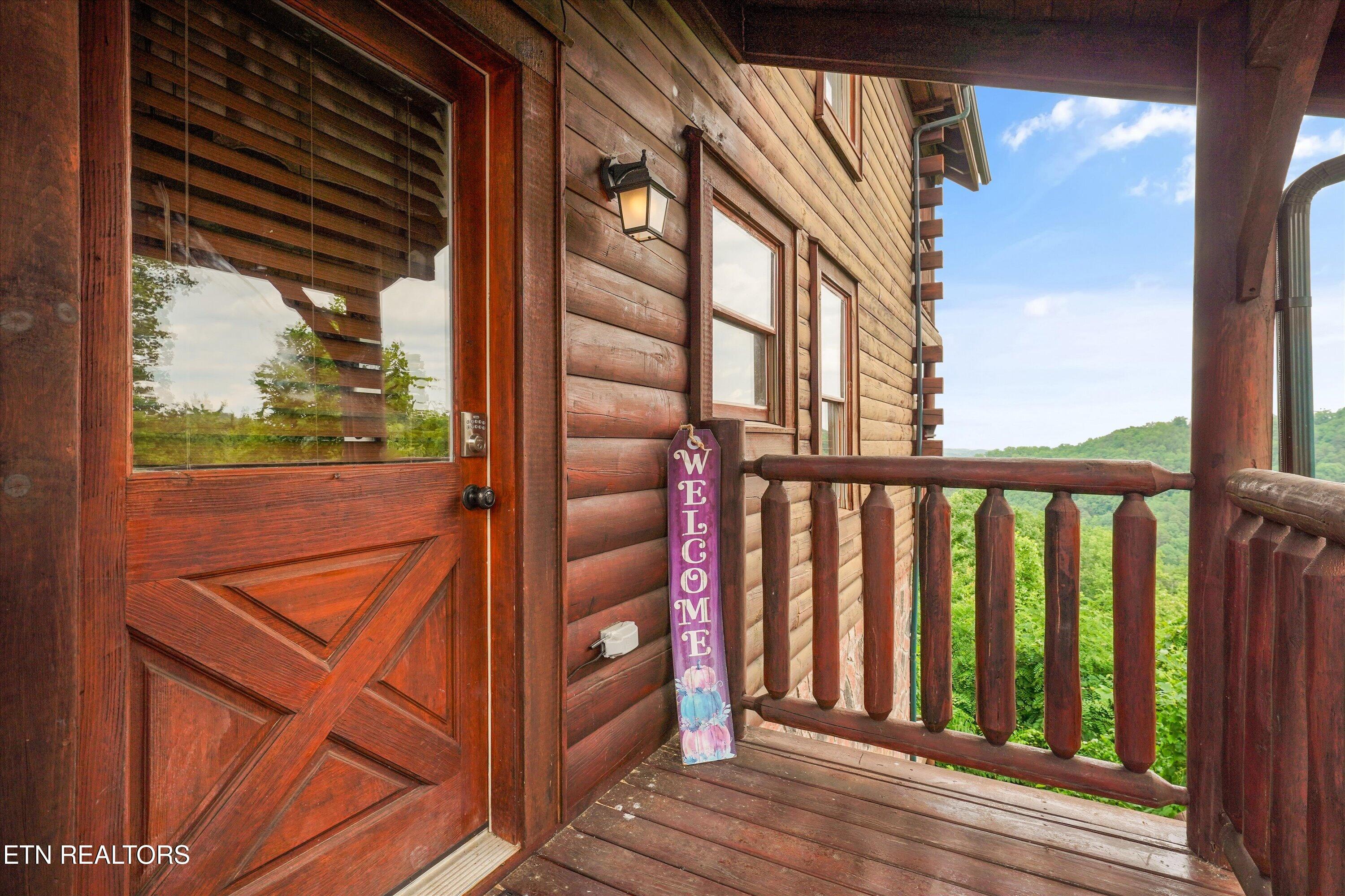 2803 White Oak Ridge Lane Sevierville, TN 37862 - Photo 4 of 38 04-2803 White Oak Ridge Ln37