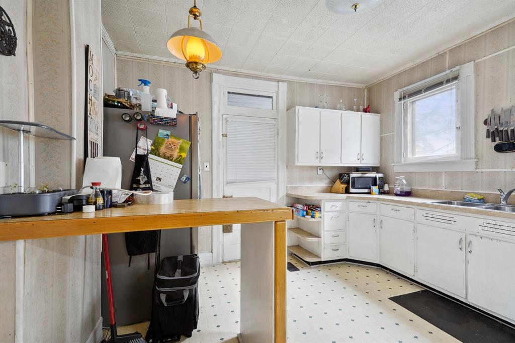 741 Reed Street Columbus, IN 47201 - Photo 11 of 21 Gallery Image 11