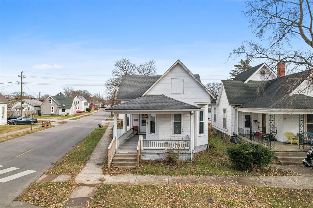 741 Reed Street Columbus, IN 47201 - Photo 2 of 21 Gallery Image 2