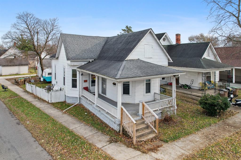 741 Reed Street Columbus, IN 47201 - Photo 3 of 21 Gallery Image 3