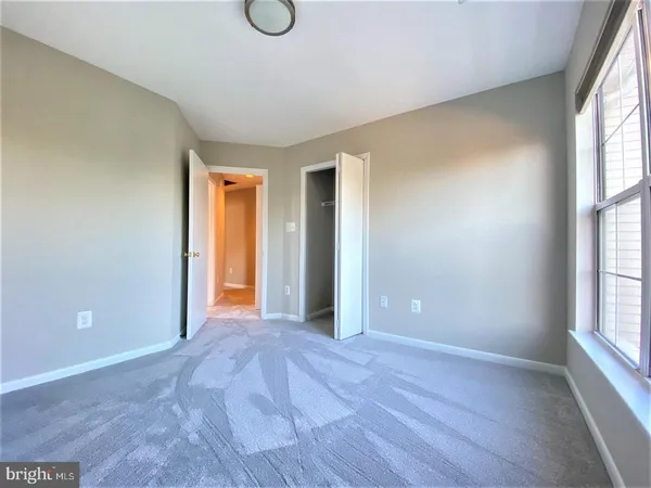 $3,500 | 44190 Mossy Brook Square, Ashburn, VA 20147