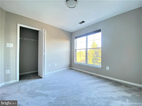 $3,500 | 44190 Mossy Brook Square, Ashburn, VA 20147