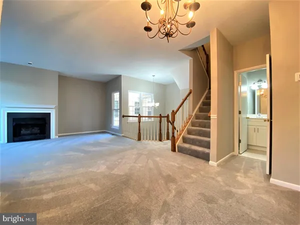 $3,500 | 44190 Mossy Brook Square, Ashburn, VA 20147