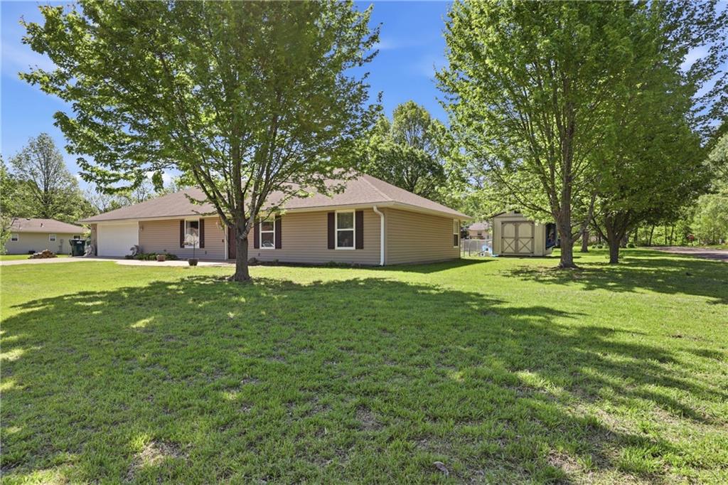 103 West Locust Street Archie, MO 64725 - Photo 2 of 23