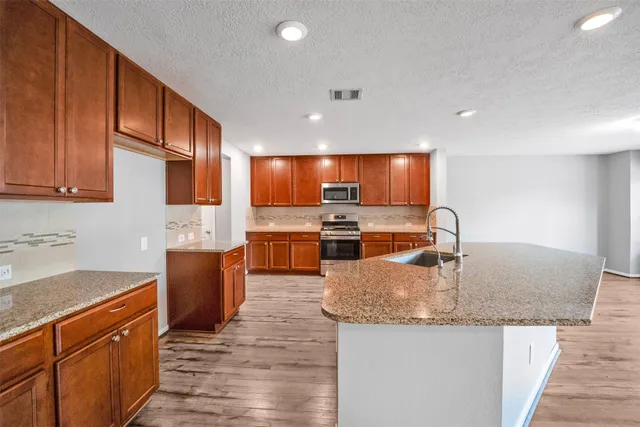 $2,475 | 1107 Epworth Ct., Conroe, TX 77304