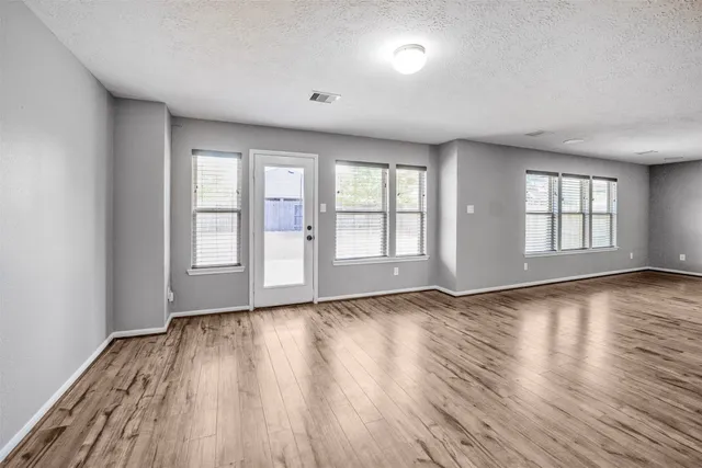 $2,475 | 1107 Epworth Ct., Conroe, TX 77304