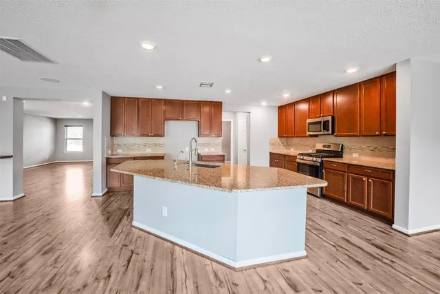 $2,475 | 1107 Epworth Ct., Conroe, TX 77304