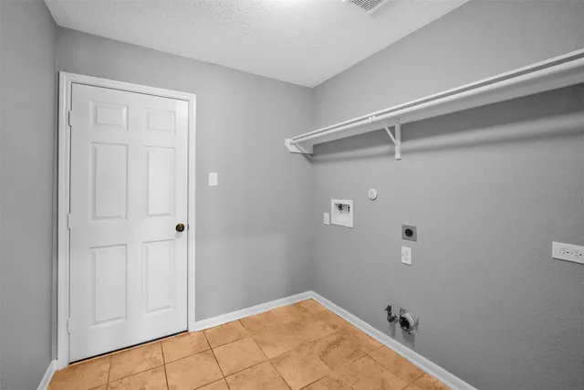 $2,475 | 1107 Epworth Ct., Conroe, TX 77304