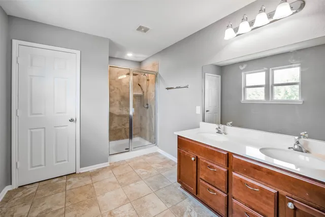 $2,475 | 1107 Epworth Ct., Conroe, TX 77304