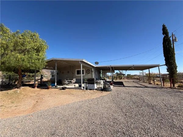 $249,900 | 4680 Smoketree Road, Golden Valley, AZ 86413
