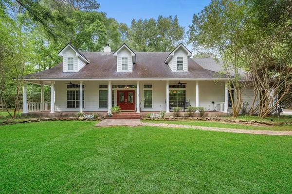 $739,000 | 350 Lago Trace Drive, Huffman, TX 77336