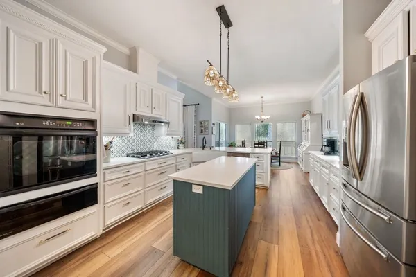 $739,000 | 350 Lago Trace Drive, Huffman, TX 77336