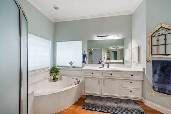 $739,000 | 350 Lago Trace Drive, Huffman, TX 77336