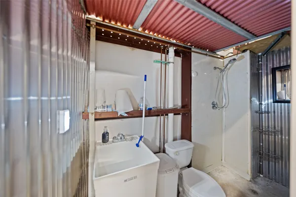 $739,000 | 350 Lago Trace Drive, Huffman, TX 77336