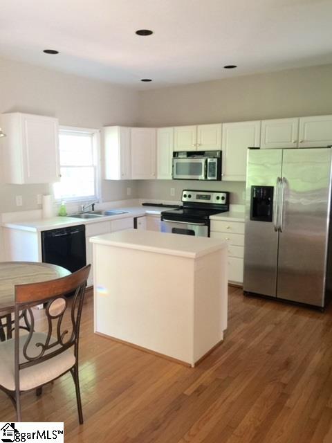 126 Timberleaf Drive Duncan, SC 29334 - Photo 4 of 13 Gallery Image 4