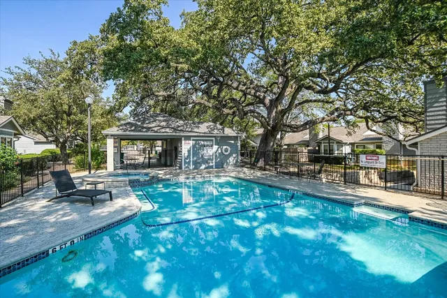 $439,000 | 2001 Parker Lane South, Unit 107, Austin, TX 78741