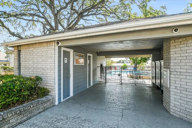 $439,000 | 2001 Parker Lane South, Unit 107, Austin, TX 78741