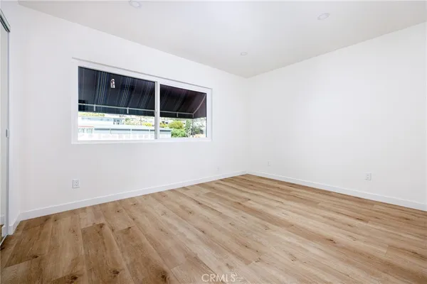 an empty room with window