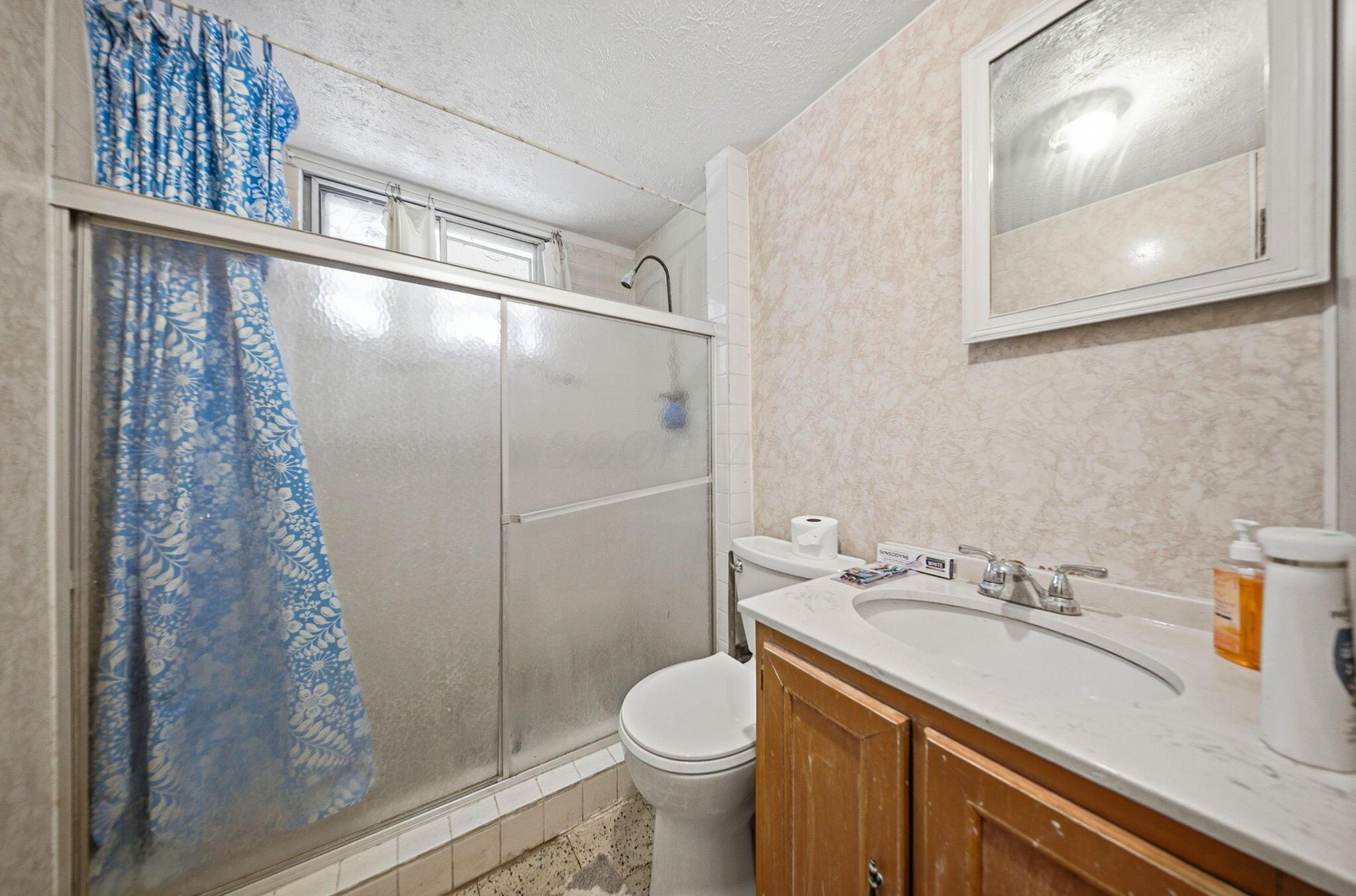 4020 Briggs Road Columbus, OH 43228 - Photo 20 of 26 20