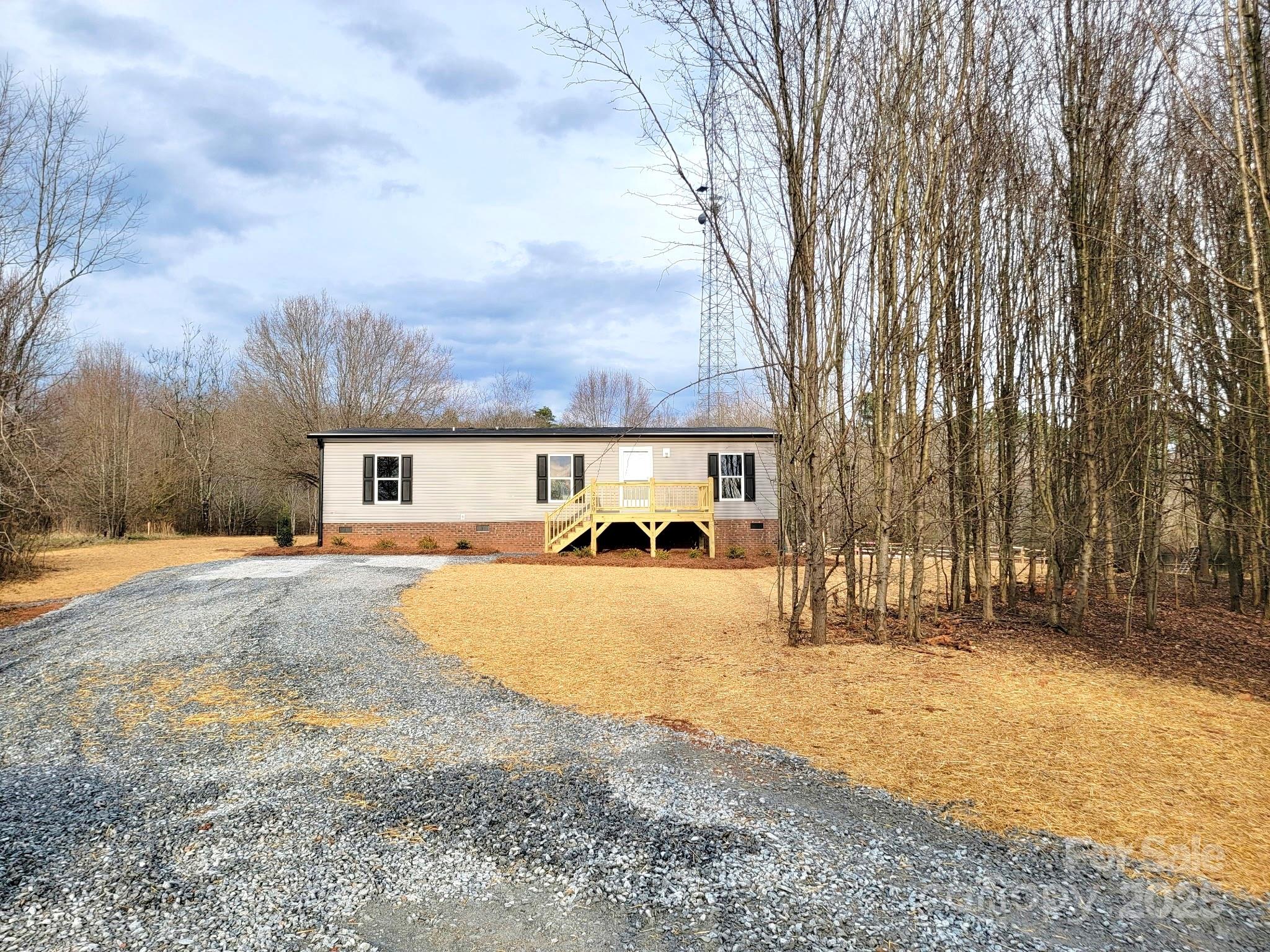 2950 Old Cliffside Road Shelby, NC 28152 - Photo 2 of 31 Gallery Image 2