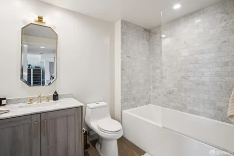 $1,075,000 | 401 Harrison Street, Unit 20A, San Francisco, CA 94105
