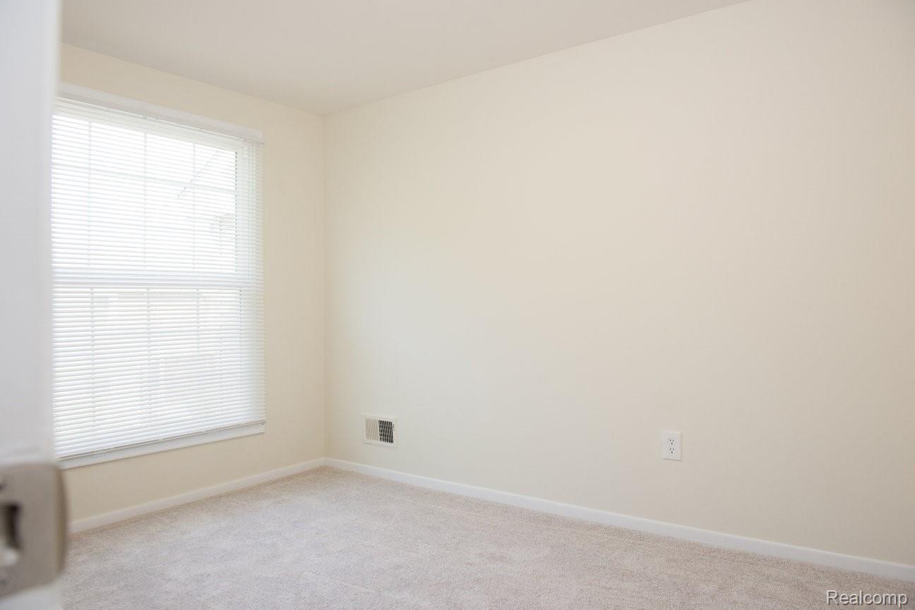 3427 Crooks Road Royal Oak, MI 48073 - Photo 13 of 19 Crooks_RD-6.jpg