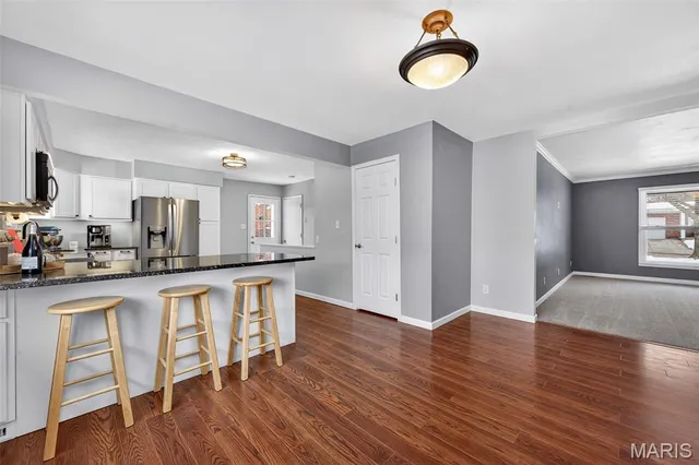 $2,600 | 1203 Dorne Drive, Manchester, MO 63021