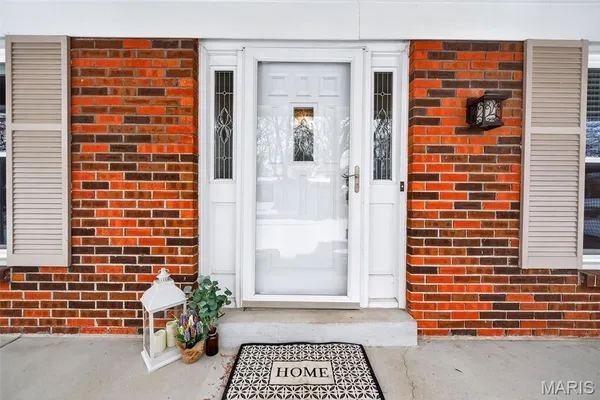 $2,600 | 1203 Dorne Drive, Manchester, MO 63021