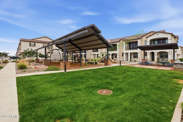 $2,100 | 4117 East Pinto Drive, Gilbert, AZ 85296