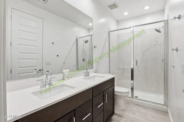 $2,100 | 4117 East Pinto Drive, Gilbert, AZ 85296