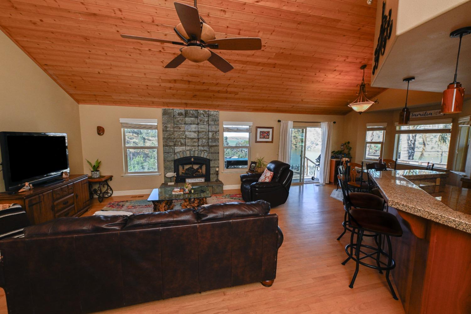 28489 Perkins Road Friant, CA 93626 - Photo 9 of 24 Gallery Image 9