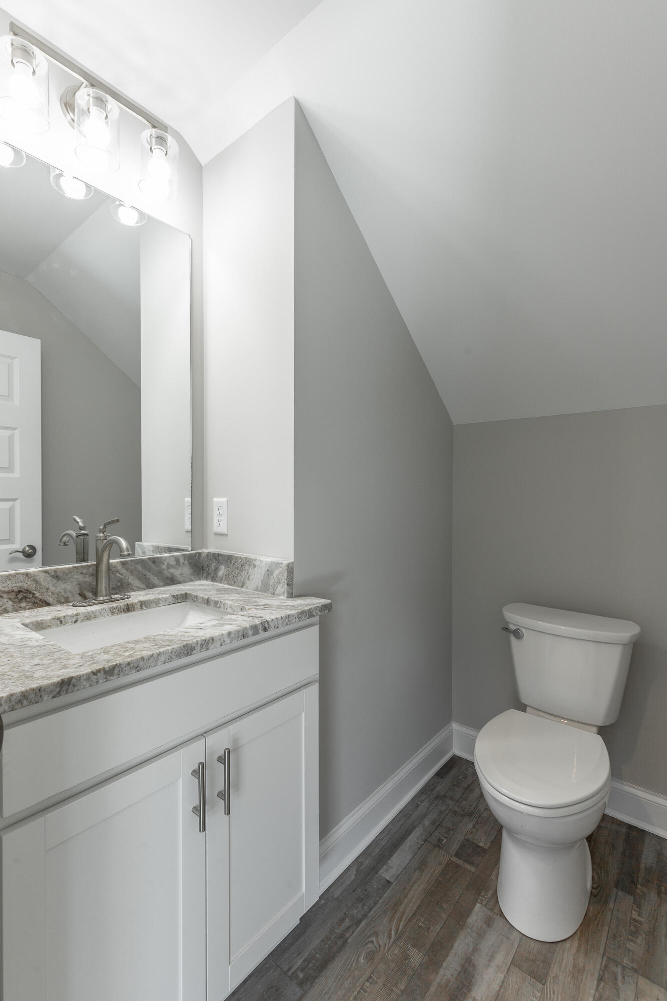 5085 Oop Road, Unit 34 Chattanooga, TN 37416 - Photo 27 of 42 Half Bath