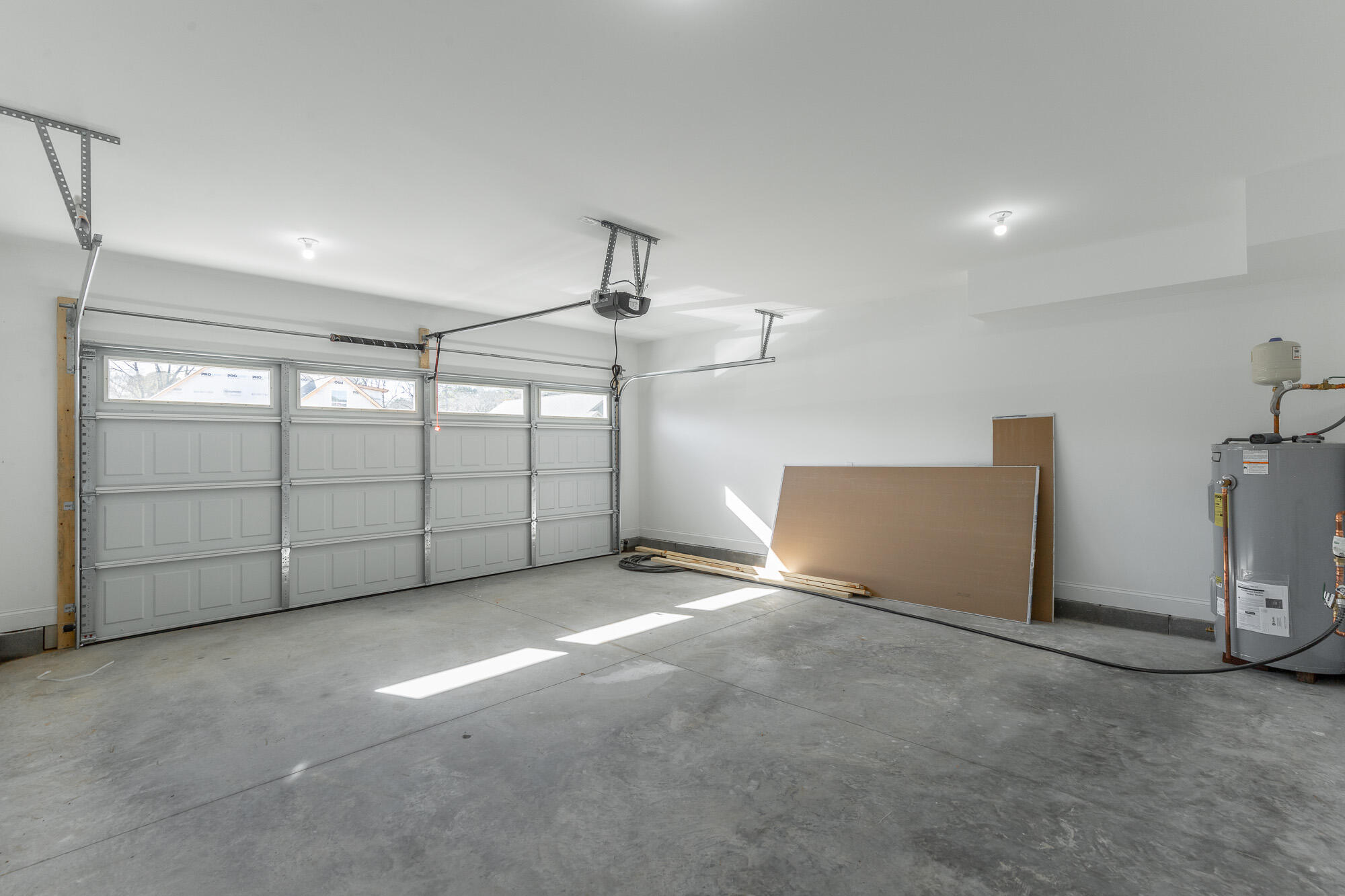 5085 Oop Road, Unit 34 Chattanooga, TN 37416 - Photo 32 of 42 Garage