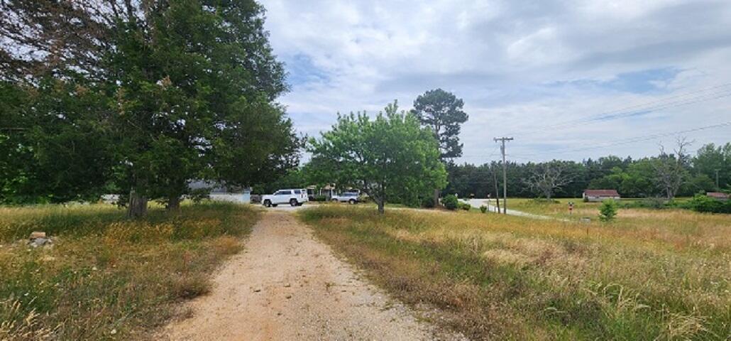 761 Bentley Town Road Union, SC 29379 - Photo 13 of 15 761 Bentley Town Rd (20)