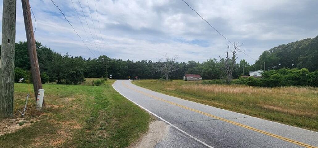 761 Bentley Town Road Union, SC 29379 - Photo 14 of 15 761 Bentley Town Rd (23)