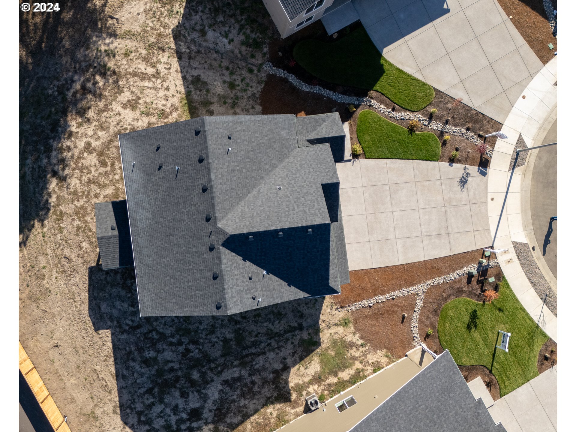 4361 Chaparal Place Albany, OR 97321 - Photo 32 of 36 an aerial view of a house with a backyard