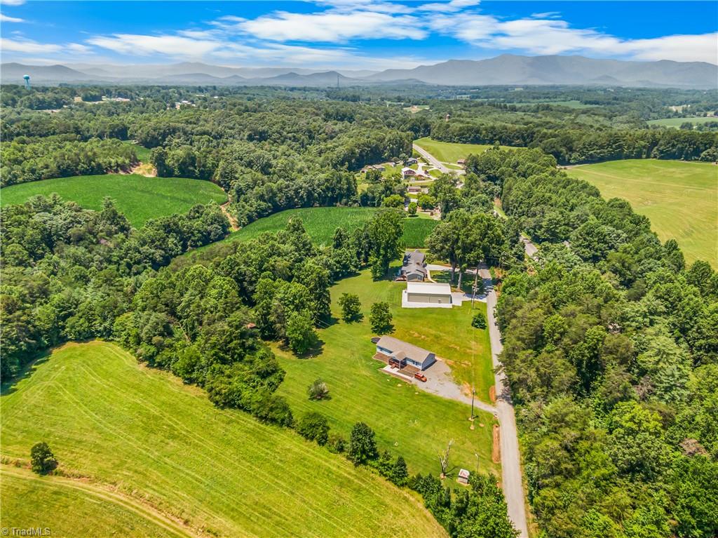 173 Old Lowgap Road Mount Airy, NC 27030 - Photo 42 of 43 Gallery Image 42