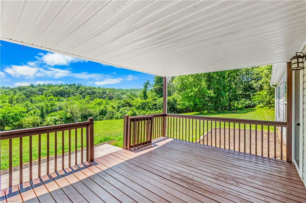 173 Old Lowgap Road Mount Airy, NC 27030 - Photo 6 of 43 Gallery Image 6