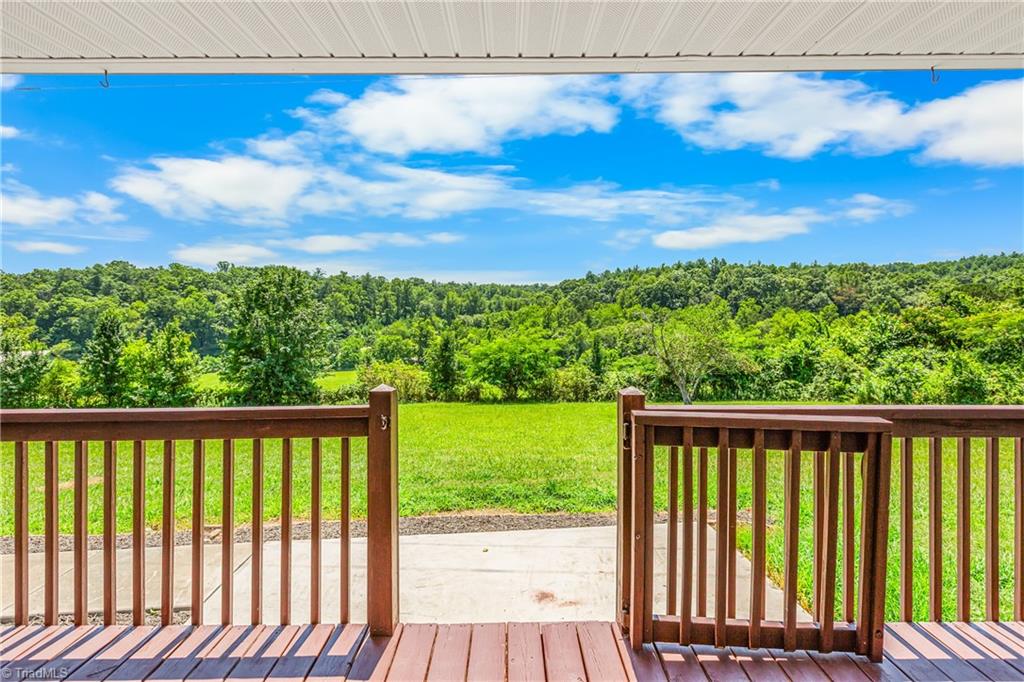 173 Old Lowgap Road Mount Airy, NC 27030 - Photo 7 of 43 Gallery Image 7
