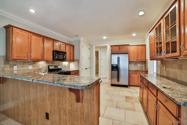 $3,500 | 9 Hidden Creek Court, Amherst, NY 14221