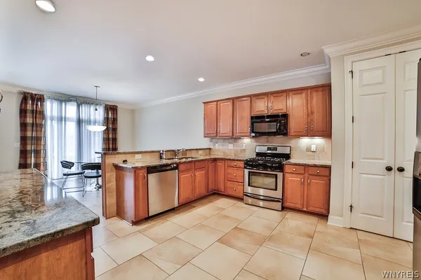 $3,500 | 9 Hidden Creek Court, Amherst, NY 14221