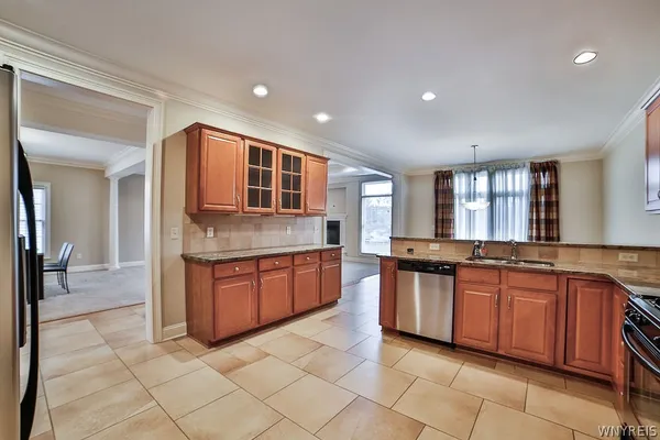 $3,500 | 9 Hidden Creek Court, Amherst, NY 14221