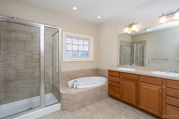 $3,500 | 9 Hidden Creek Court, Amherst, NY 14221