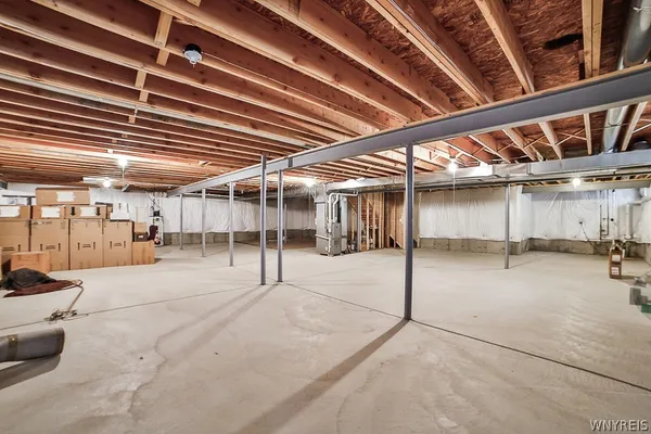 $3,500 | 9 Hidden Creek Court, Amherst, NY 14221