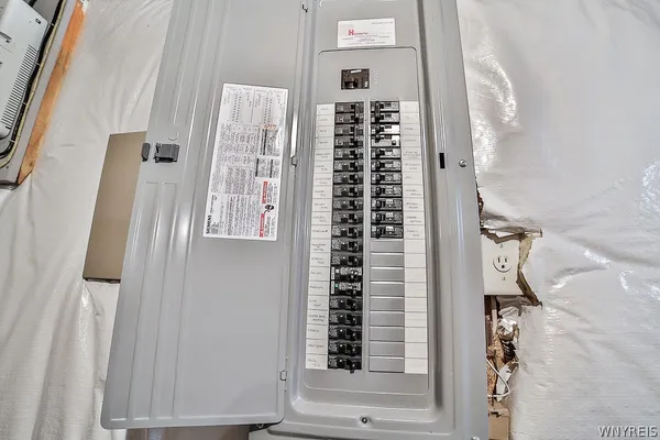 $3,500 | 9 Hidden Creek Court, Amherst, NY 14221